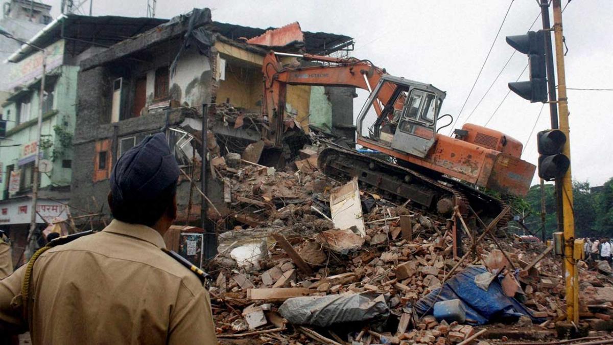 5 killed in Thane building collapse